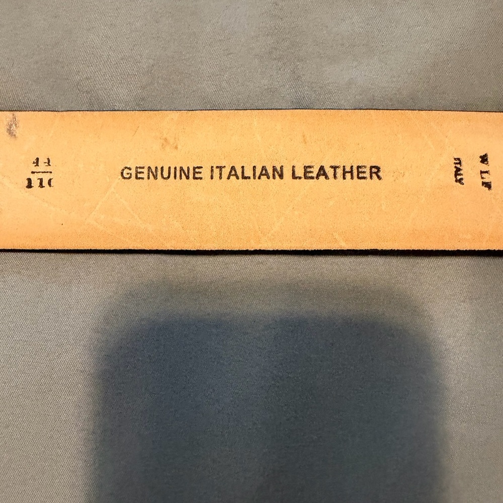 Tommy Bahama Tan Leather Belt - Picture 4 of 8